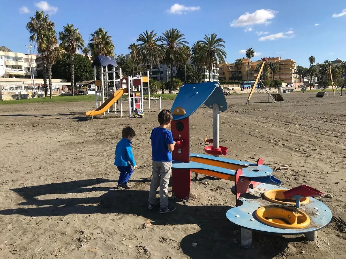 Holiday home Malaga Beach House, 2 City Bikes, 2 Children'S Bikes, Wifi, Big Terrace, Bbq, Family, Childfriendly