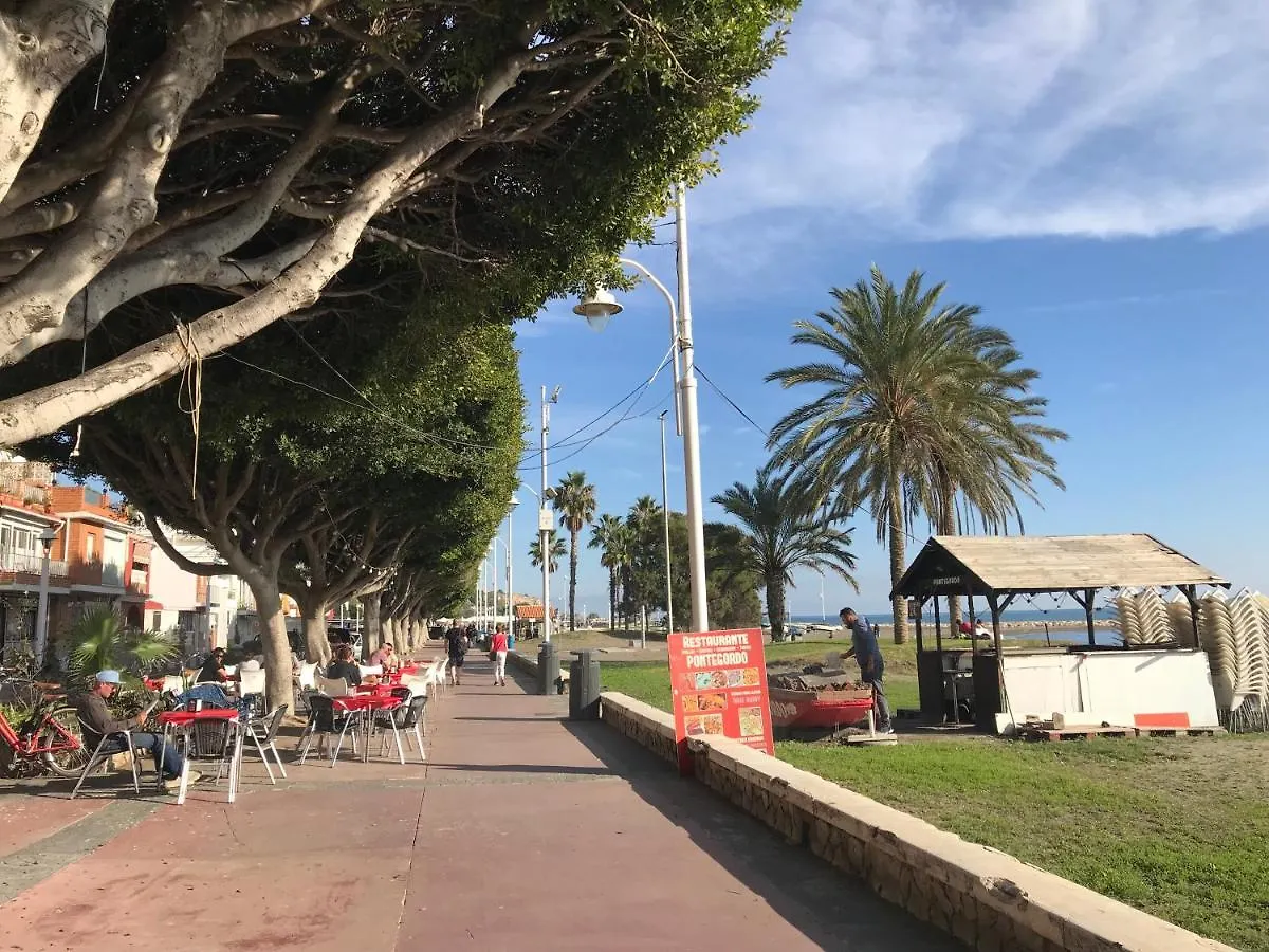 Malaga Beach House, 2 City Bikes, 2 Children'S Bikes, Wifi, Big Terrace, Bbq, Family, Childfriendly 0*,